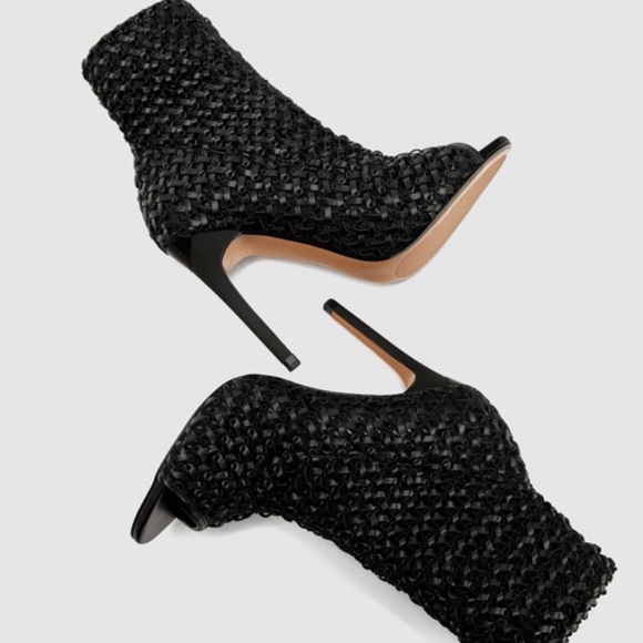 Zara Black Heel Braided Sandals Booties - Picture 5 of 8